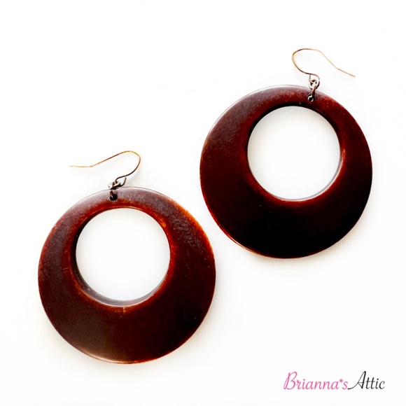 Wood finish designer round dangling earrings, brown - Picture 5 of 9